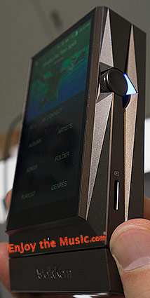 Astell&Kern AK380 Battery Powered Portable Media Player / DAC Review